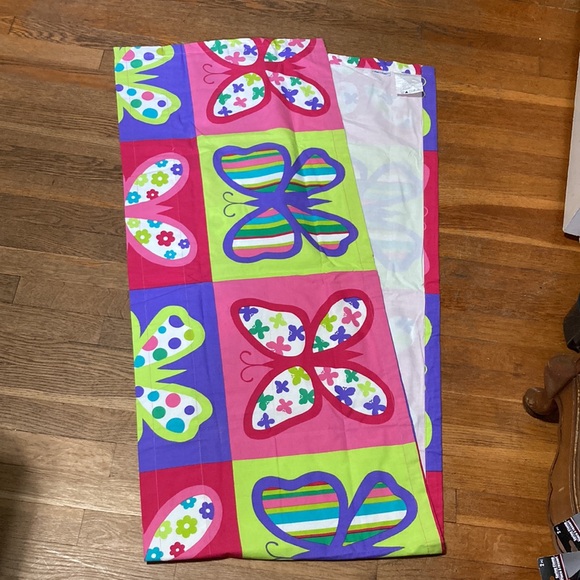 PIER 1 KIDS Curtain Valance Colorful Butterflies Flowers Window 88 x 18 inches - Picture 5 of 7